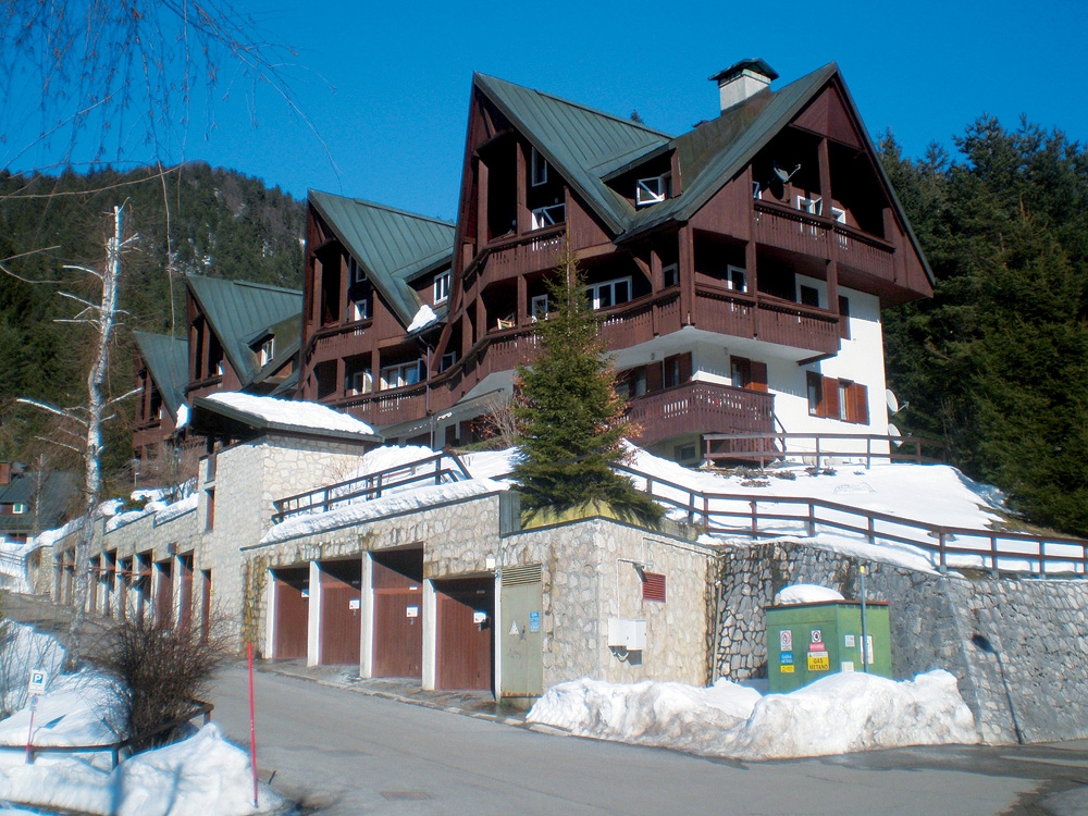 RESIDENCE CAMPOROSSODUE